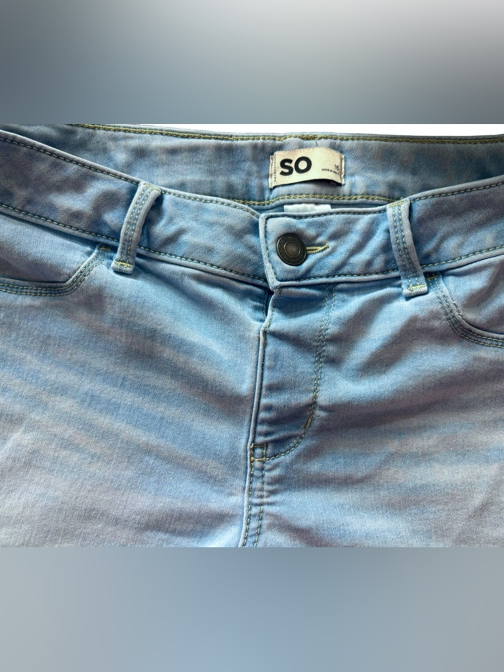 SO Girls Light Wash Denim Shorts Size 16 Mid Rise Stretch Jean Shortie - Picture 3 of 4